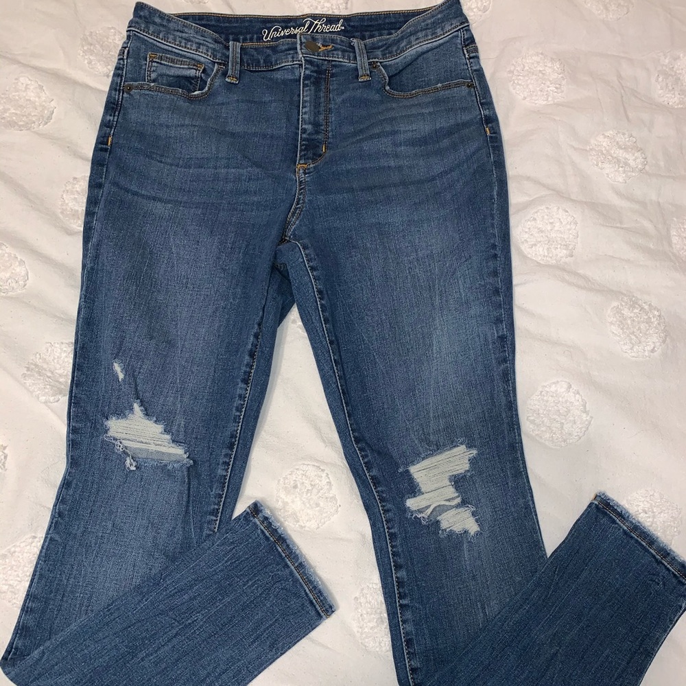 Ripped jeans